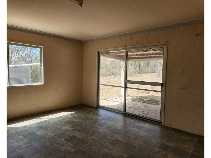 96 Langton road Blackbutt, Blackbutt QLD 4306