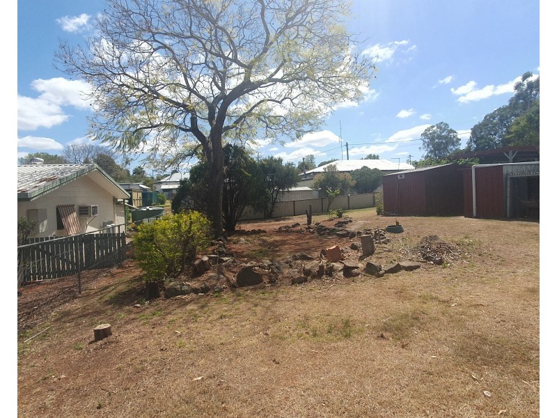 15 Watson Street, Yarraman QLD 4614