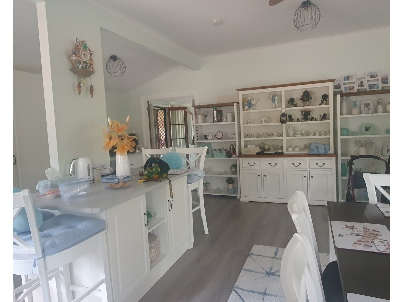 54 Gilliland cres, Blackbutt QLD 4306