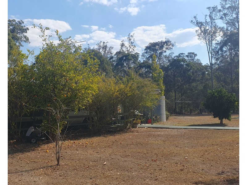 54 Gilliland cres, Blackbutt QLD 4306