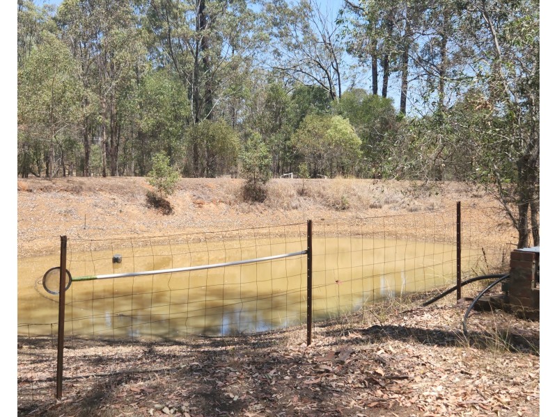 19 Cameron Road, Blackbutt QLD 4306