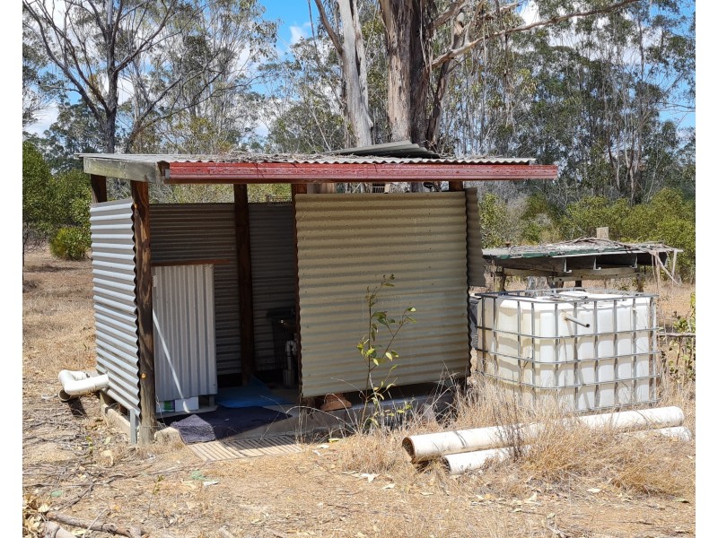 298 Bowman road, Blackbutt QLD 4306