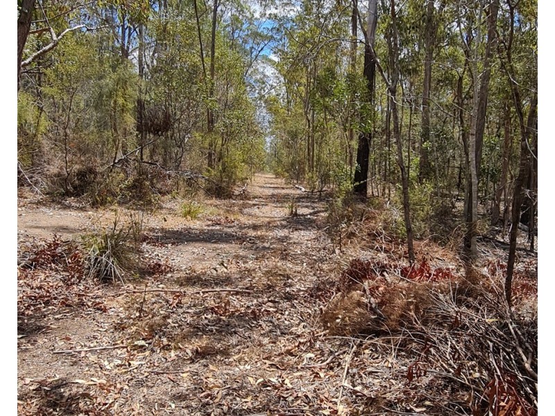 298 Bowman road, Blackbutt QLD 4306