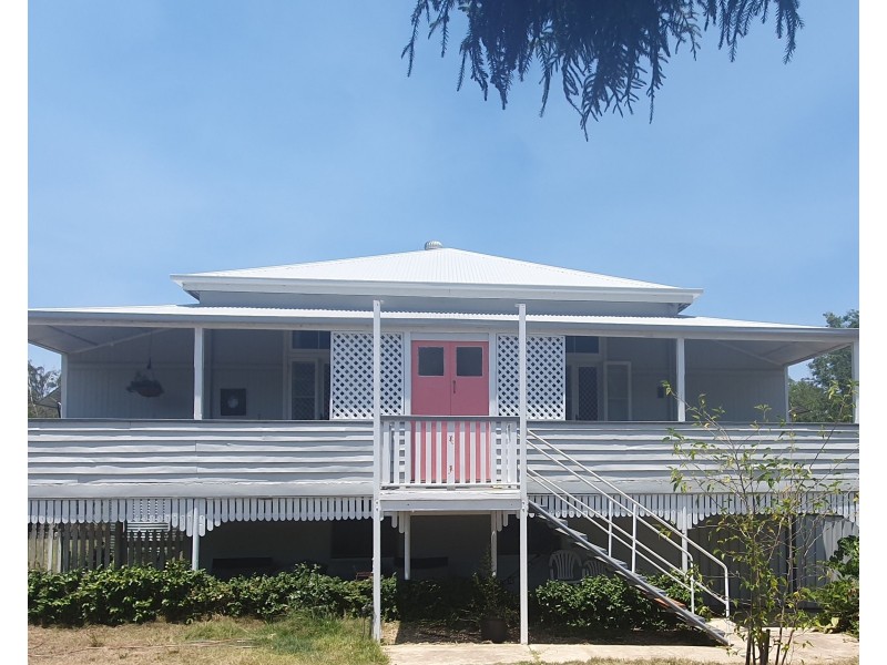 17 Drayton Street, Nanango QLD 4615