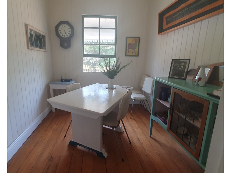 17 Drayton Street, Nanango QLD 4615