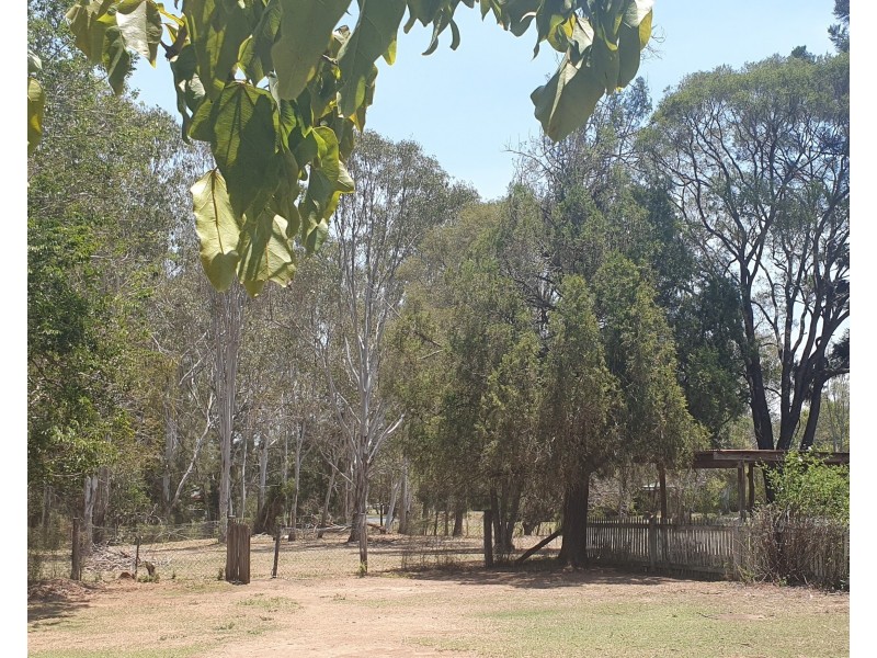 17 Drayton Street, Nanango QLD 4615