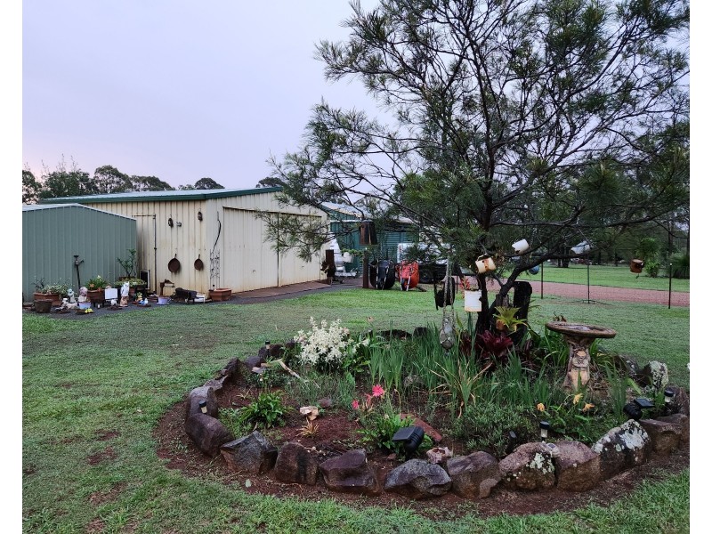 115  Crumpton Drive, Blackbutt QLD 4306