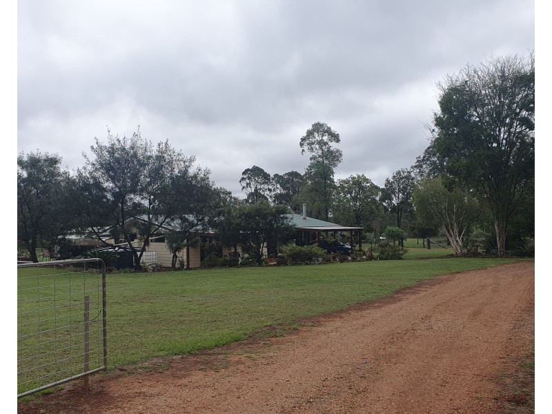 115  Crumpton Drive, Blackbutt QLD 4306