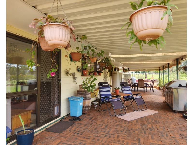115  Crumpton Drive, Blackbutt QLD 4306