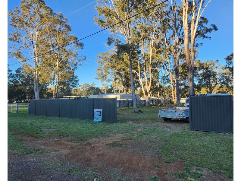 8 McNeil Street, Yarraman QLD 4614