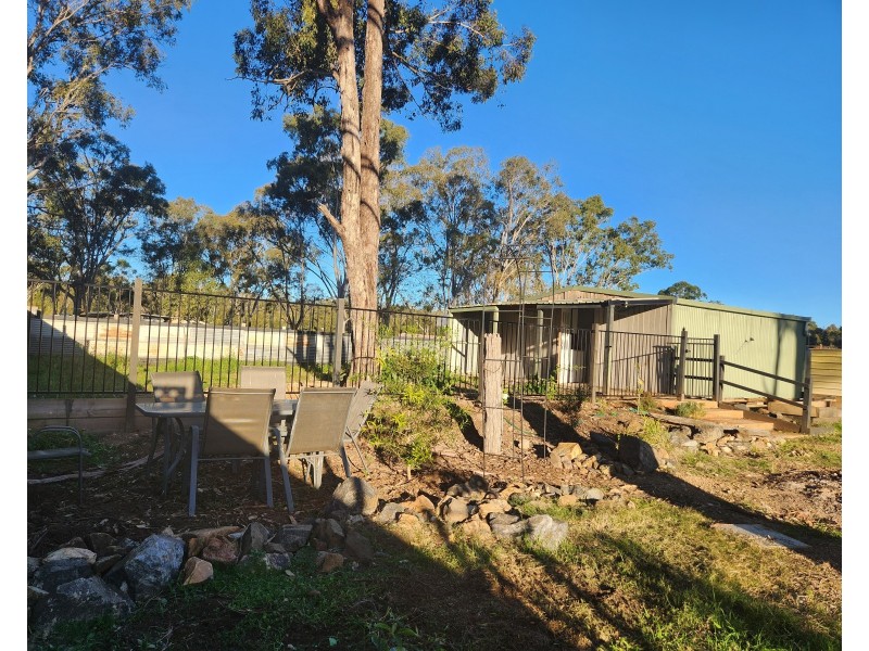 8 McNeil Street, Yarraman QLD 4614