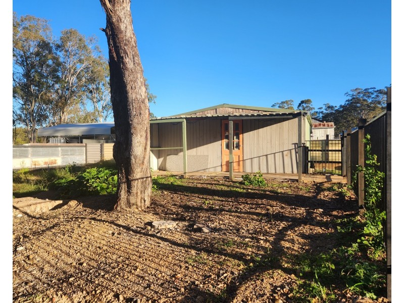 8 McNeil Street, Yarraman QLD 4614