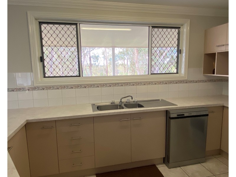 11 Bunya Drive, Yarraman QLD 4614