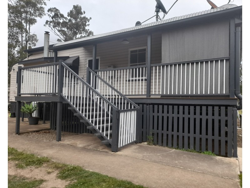 124 Franks Road, Blackbutt QLD 4306