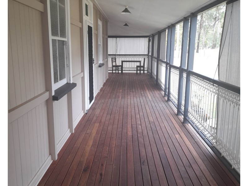 124 Franks Road, Blackbutt QLD 4306