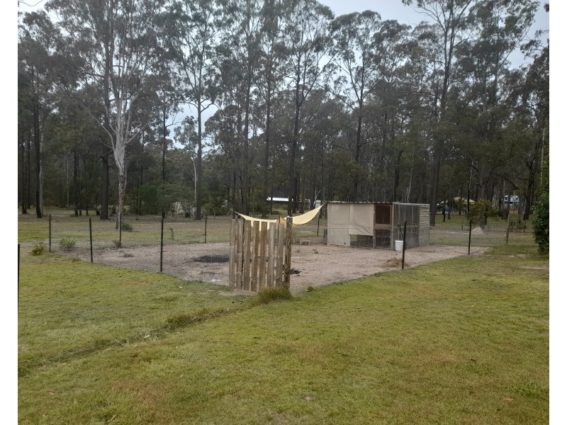 124 Franks Road, Blackbutt QLD 4306