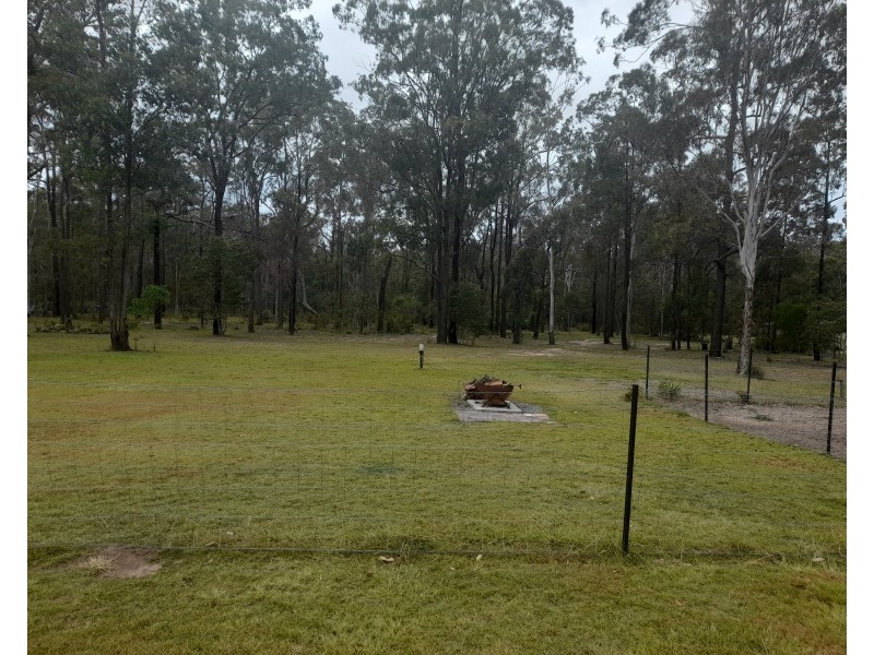 124 Franks Road, Blackbutt QLD 4306