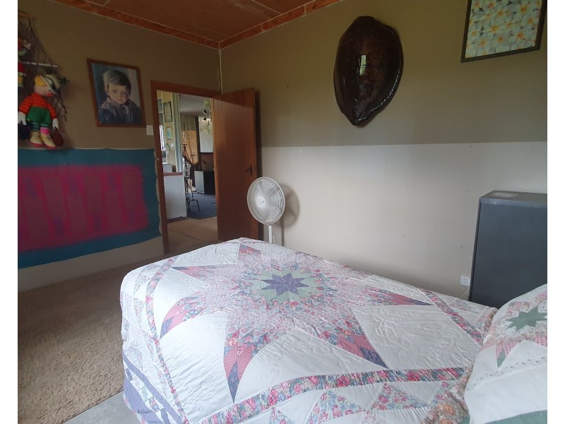 16 Marrington Close, Blackbutt QLD 4306