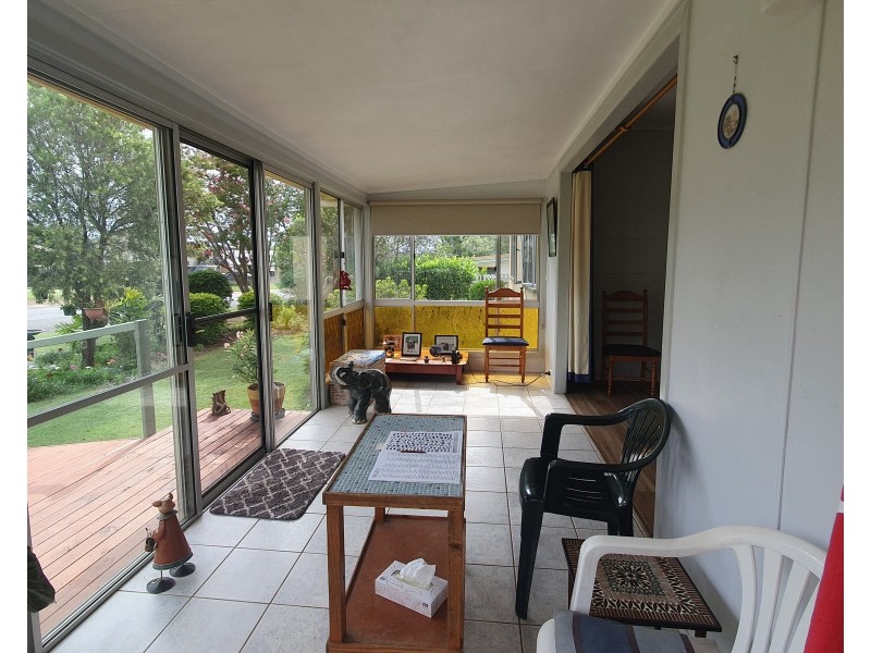 6 Douglas Street, Blackbutt QLD 4306