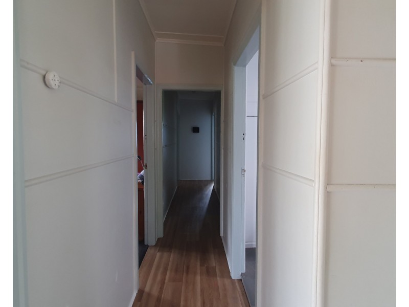 6 Douglas Street, Blackbutt QLD 4306