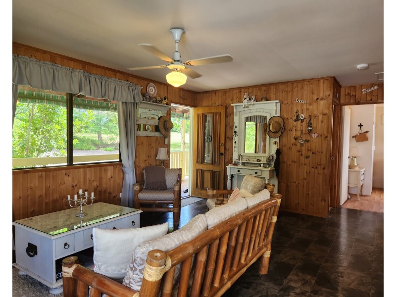 128 Greenhills Drive, Blackbutt QLD 4306