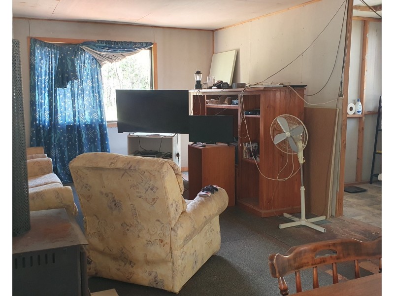 165 Crumpton Drive, Blackbutt QLD 4306