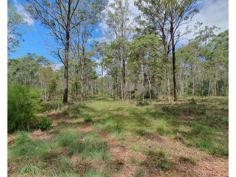 165 Crumpton Drive, Blackbutt QLD 4306