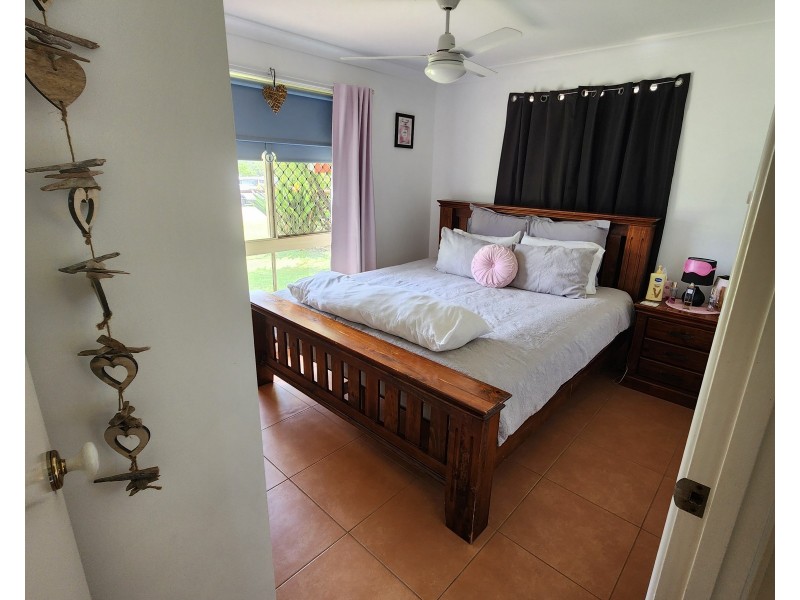 15 Morris Street, Blackbutt QLD 4306