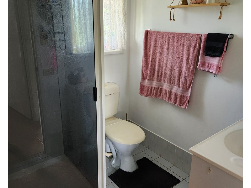15 Morris Street, Blackbutt QLD 4306