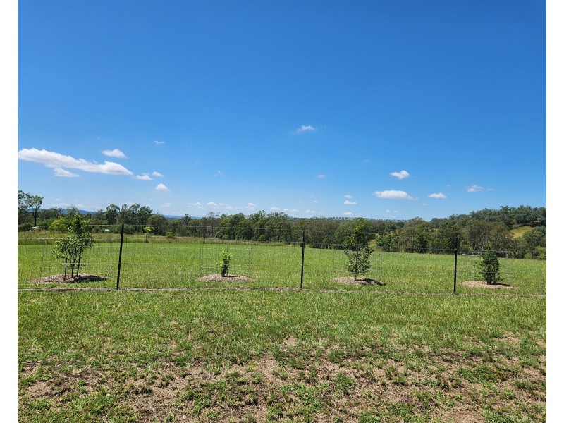 156 Pauls Parade, Ellesmere QLD 4610