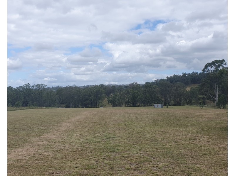 156 Pauls Parade, Ellesmere QLD 4610