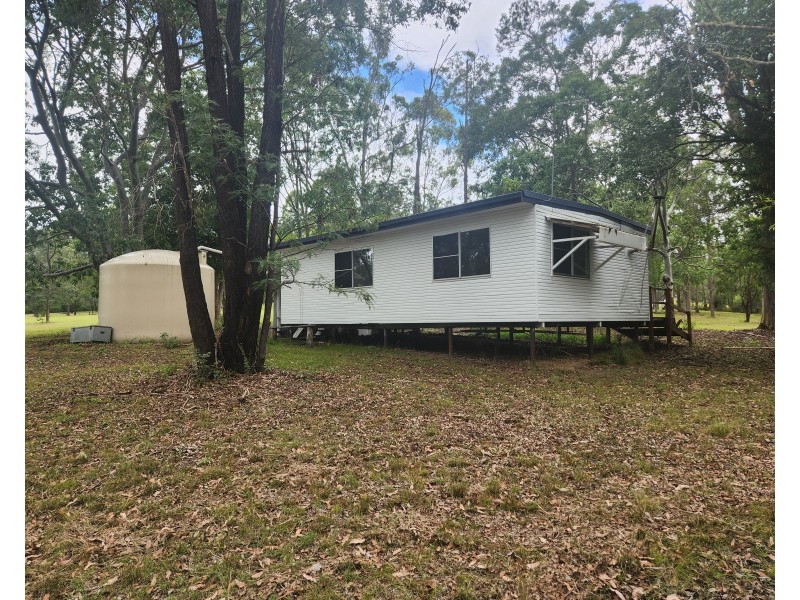 96 Gibson road, Benarkin QLD 4306