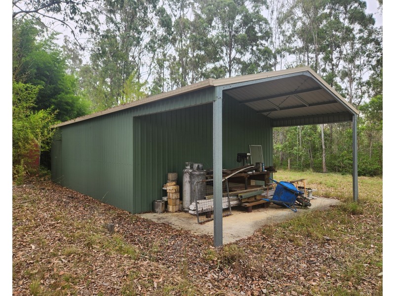 96 Gibson road, Benarkin QLD 4306