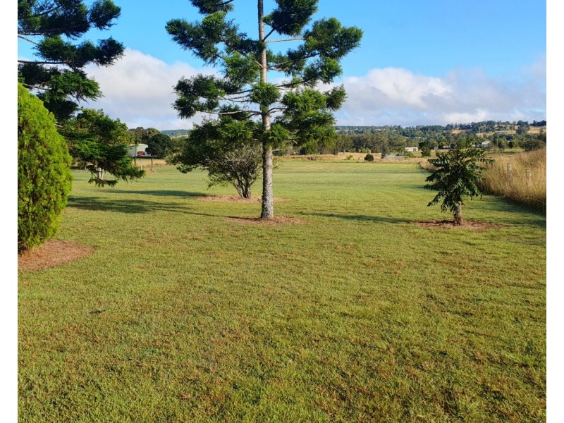 21 Smith Street, Yarraman QLD 4614