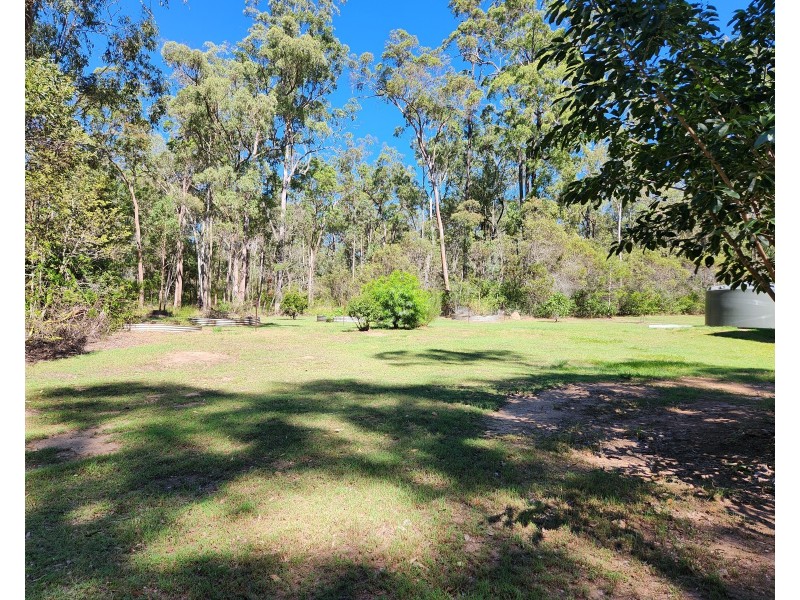 49 Franks road, Blackbutt QLD 4306