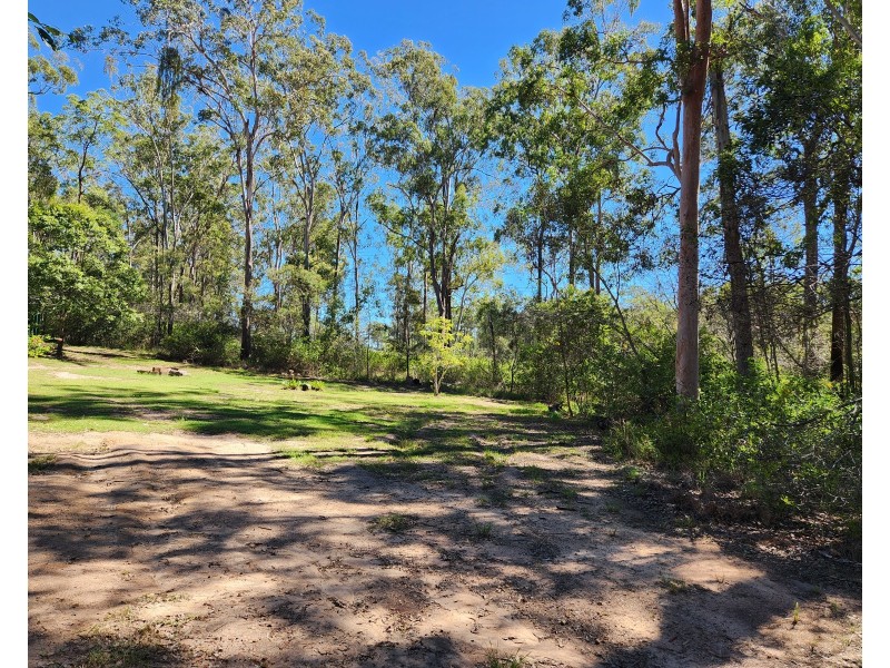 49 Franks road, Blackbutt QLD 4306