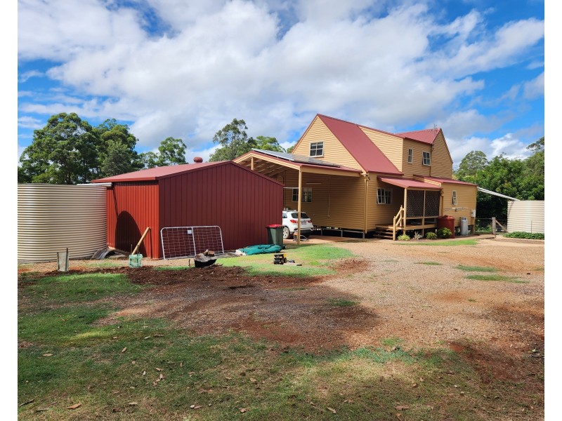 124 Anita Road, Blackbutt QLD 4306
