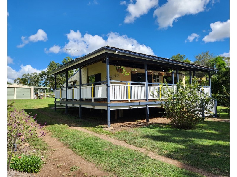 13 Coulson Street, Blackbutt QLD 4306