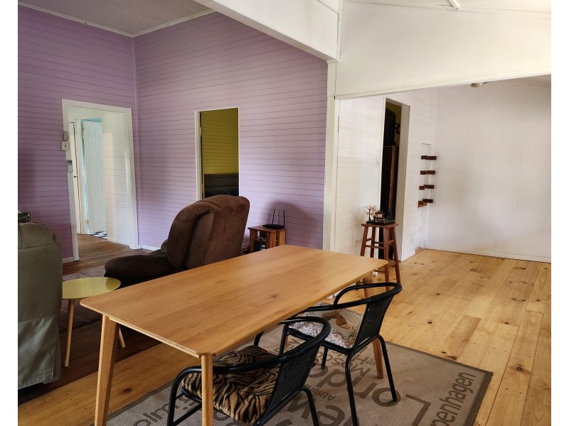 13 Coulson Street, Blackbutt QLD 4306