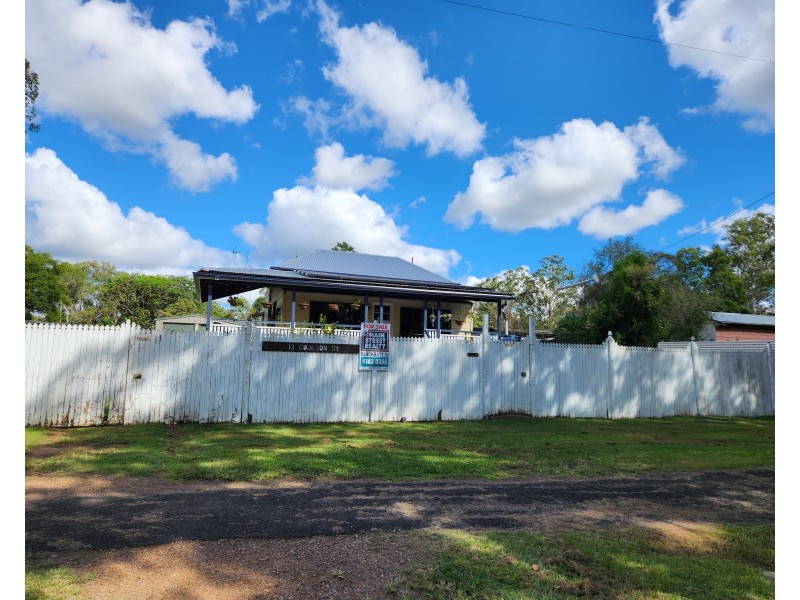 13 Coulson Street, Blackbutt QLD 4306
