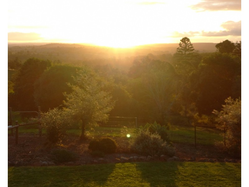 148 Greenhills Drive, Blackbutt QLD 4306