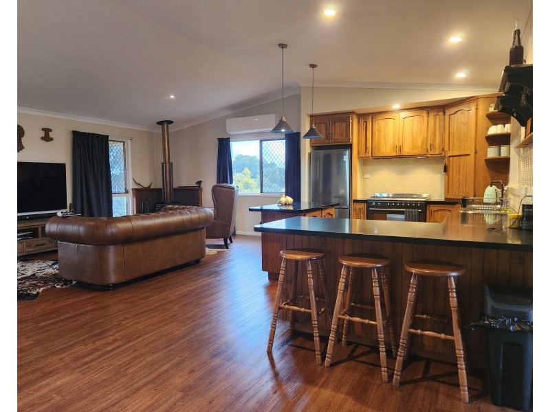 148 Greenhills Drive, Blackbutt QLD 4306