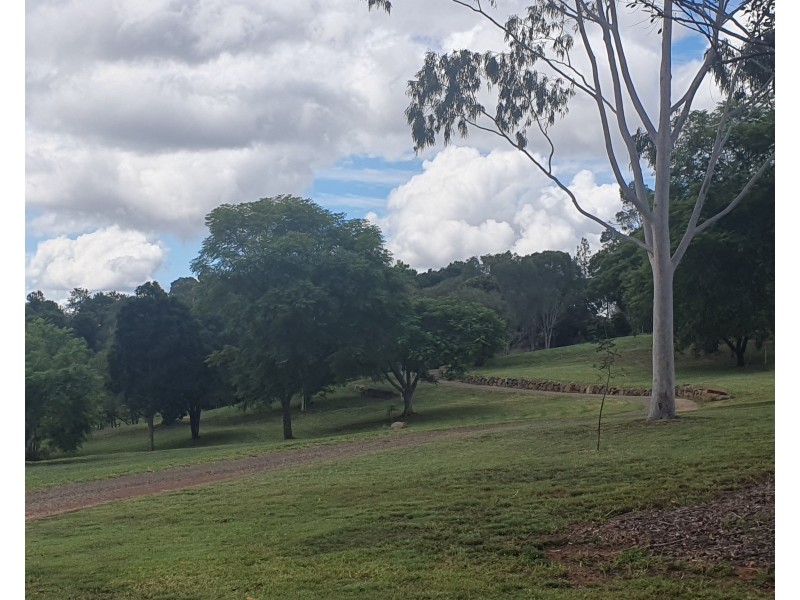 148 Greenhills Drive, Blackbutt QLD 4306