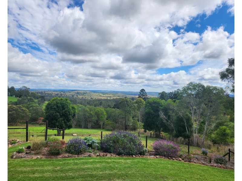 148 Greenhills Drive, Blackbutt QLD 4306