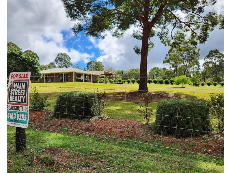 9 Griffin Road, Blackbutt QLD 4306