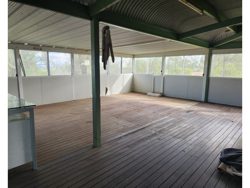 386 Stretton Drive, Blackbutt QLD 4306
