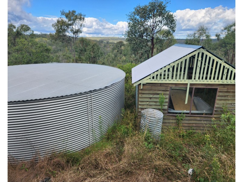 386 Stretton Drive, Blackbutt QLD 4306