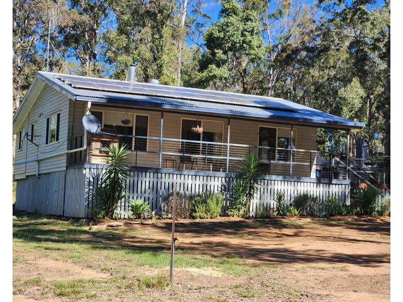 386 CRUMPTON DRIVE, Blackbutt QLD 4306