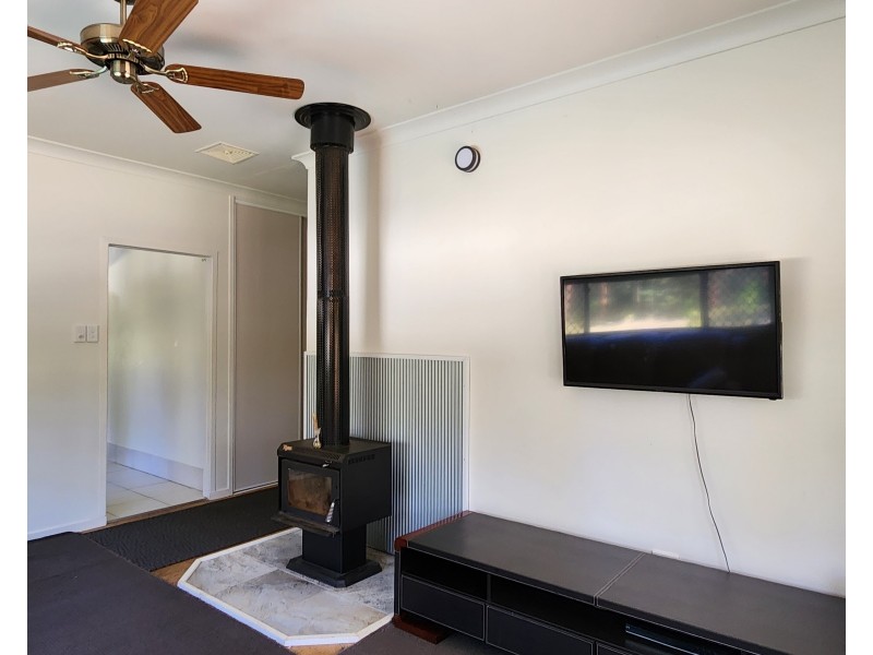 386 CRUMPTON DRIVE, Blackbutt QLD 4306