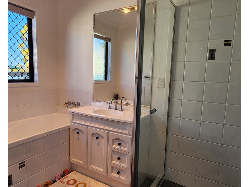 9 Toomey Street, Yarraman QLD 4614